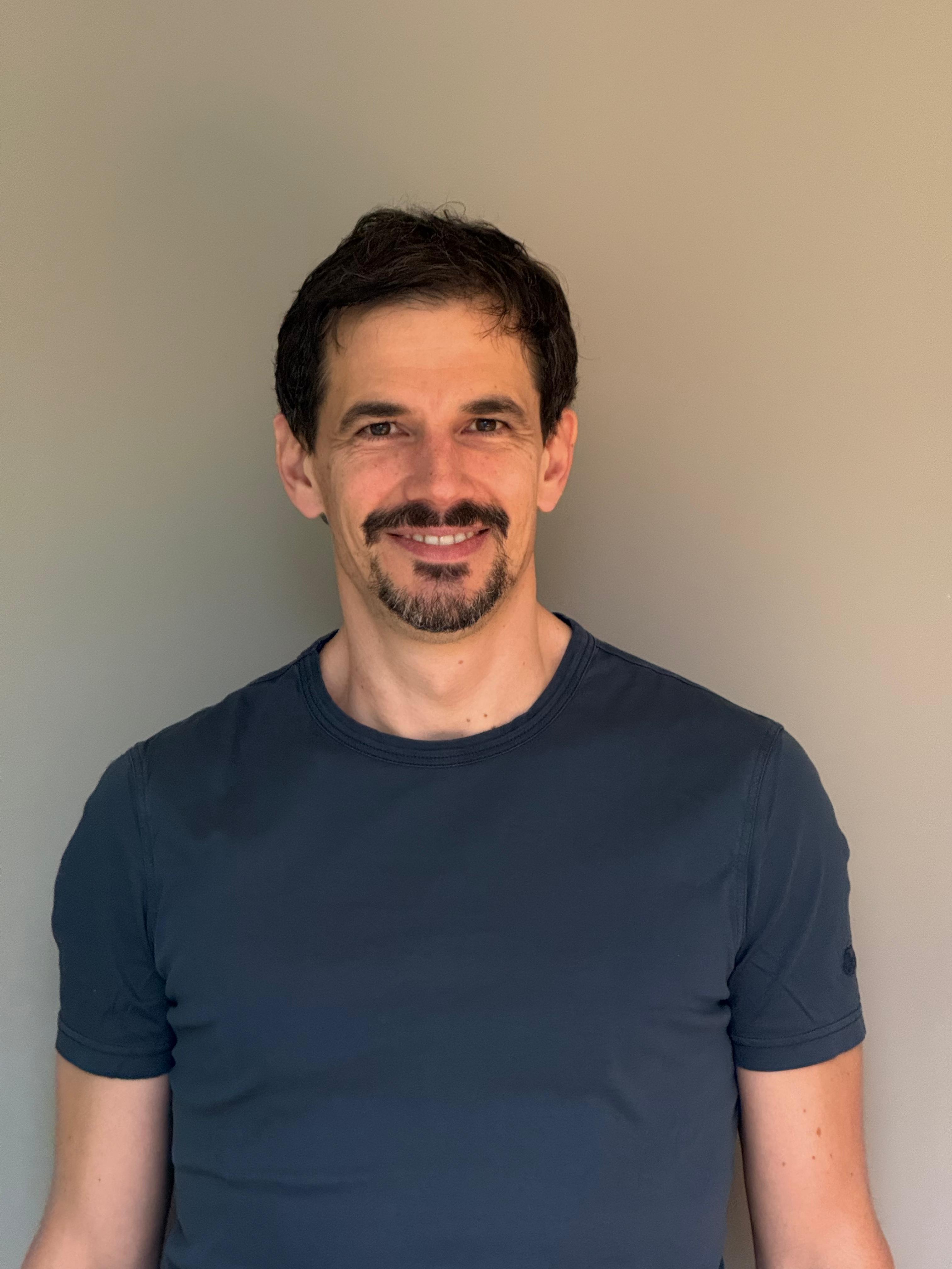 Dr. Benjamin Steiner